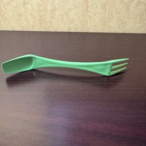 Tuppercraft By Tupperware Gadget Garden Tool Fork Spade Shovel 1487  Green